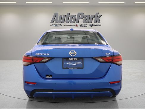 Used 2023 Nissan Sentra SV FWD image 8