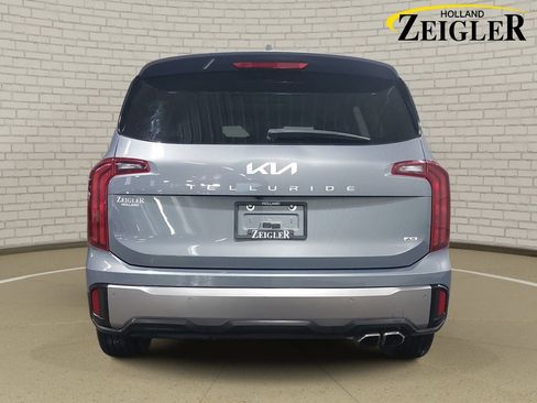 Used 2025 Kia Telluride S AWD/4WD image 6