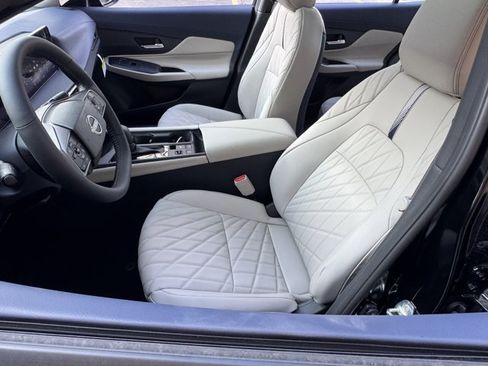 New 2026 Nissan Sentra SL w/ Floor Mat Package FWD image 31