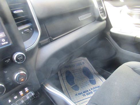 Used 2019 RAM 1500 Big Horn image 36