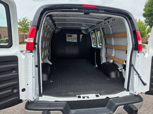 Certified 2025 Chevrolet Express 2500 w/ Driver Convenience Package RWD image 26