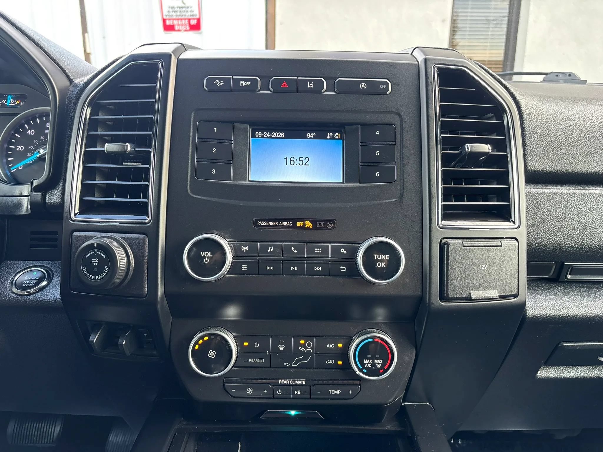 Used 2021 Ford Expedition XL AWD/4WD image 25