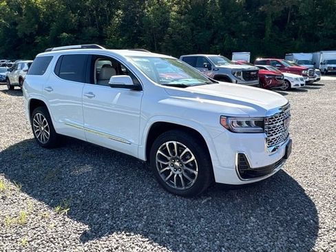 Used 2023 GMC Acadia Denali AWD/4WD image 7