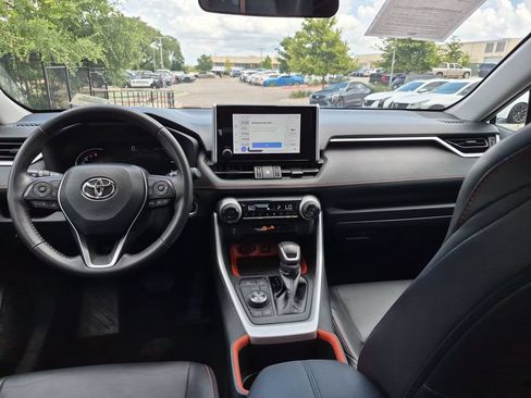 Used 2024 Toyota RAV4 Adventure AWD/4WD image 29