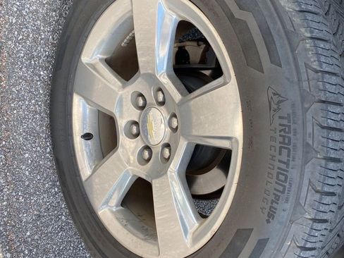 Used 2019 Chevrolet Tahoe Premier RWD image 6