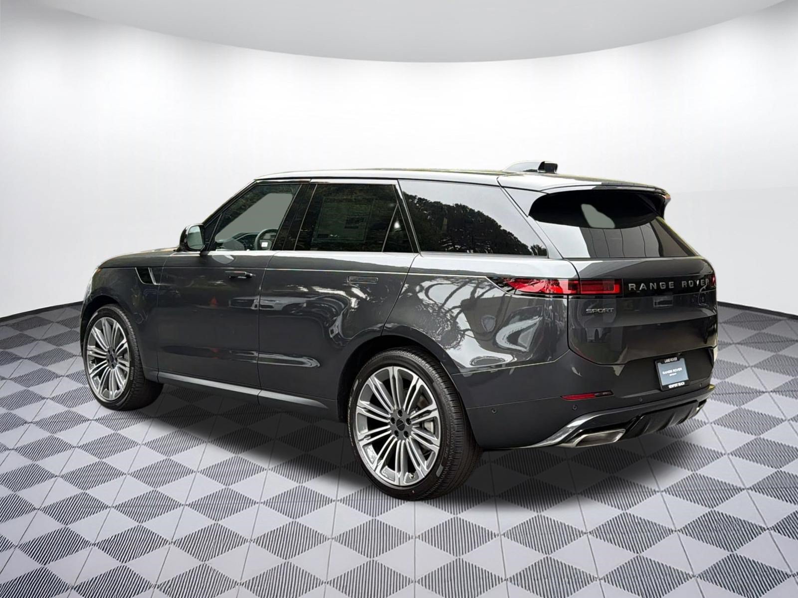 New 2026 Land Rover Range Rover Sport SE AWD/4WD image 3