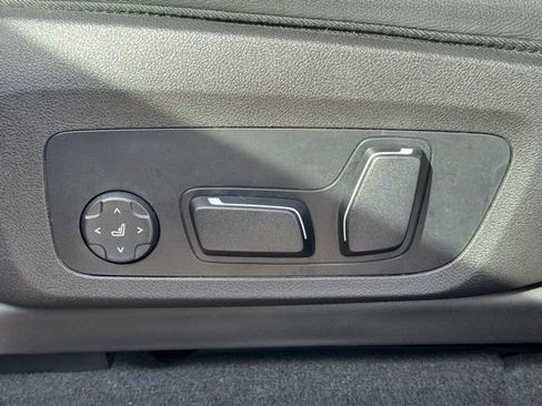 Certified 2024 BMW X4 M40i w/ Premium Package image 12