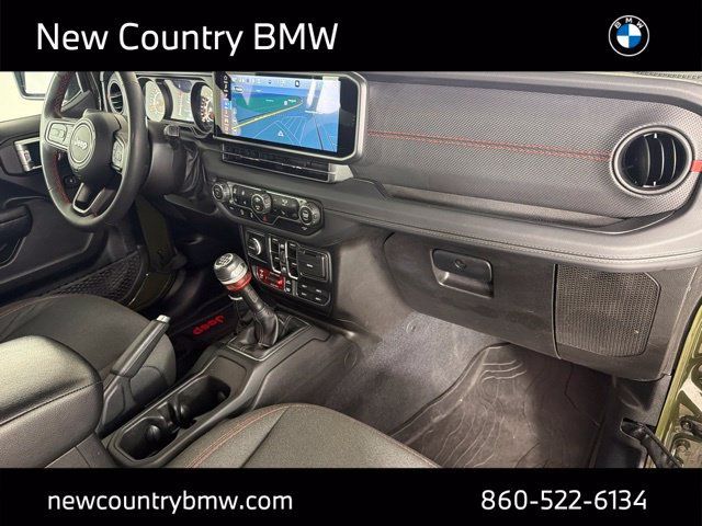 Used 2024 Jeep Wrangler Unlimited Rubicon w/ Technology Group AWD/4WD image 25