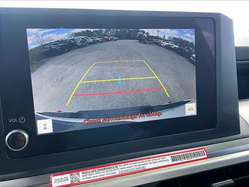 Used 2025 Toyota Tacoma TRD Off-Road AWD/4WD image 18
