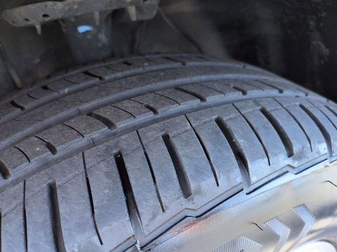 Used 2019 Kia Sorento L image 29