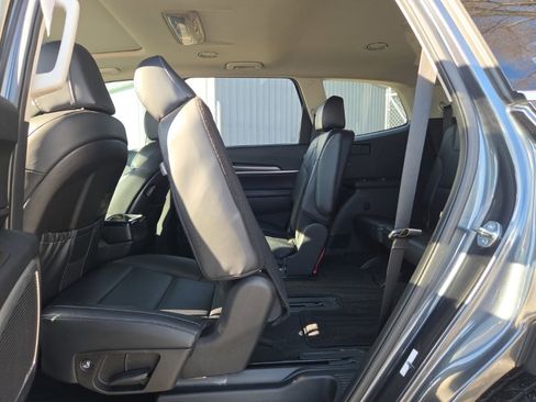 Used 2023 Kia Telluride S w/ S Sunroof Package image 30