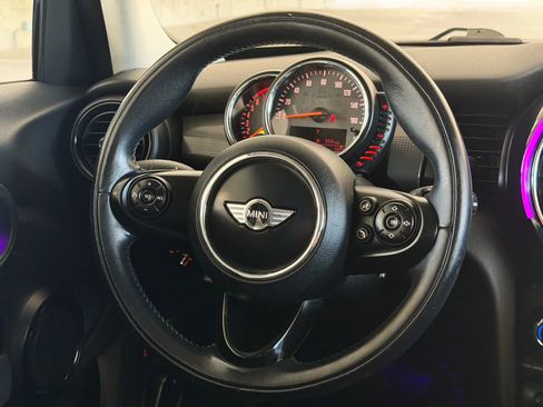 Used 2015 MINI Cooper 4-Door Hardtop FWD image 25