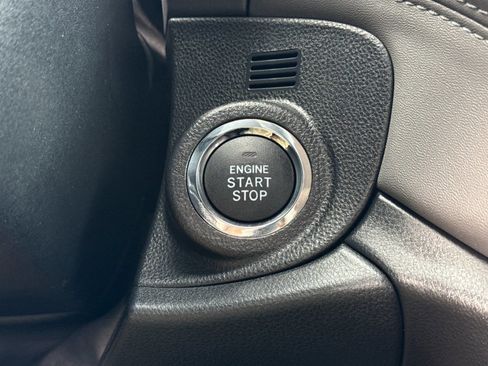 Used 2025 Subaru Outback Onyx Edition image 24