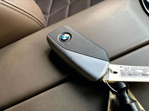 Used 2024 BMW 530i image 14