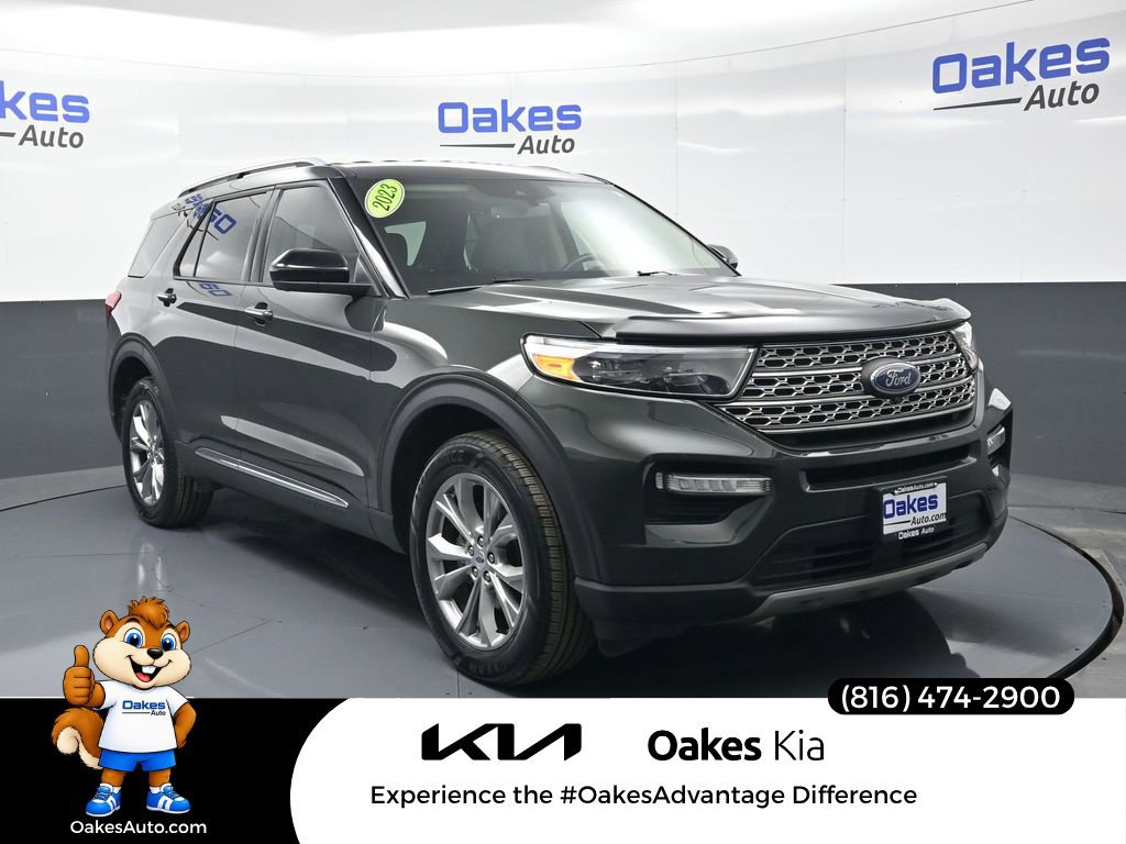Used 2023 Ford Explorer Limited AWD/4WD image 1