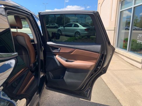 Used 2023 Acura MDX SH-AWD w/ Technology Package image 37