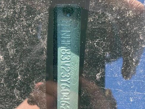 Used 2003 Lincoln Town Car Cartier image 40