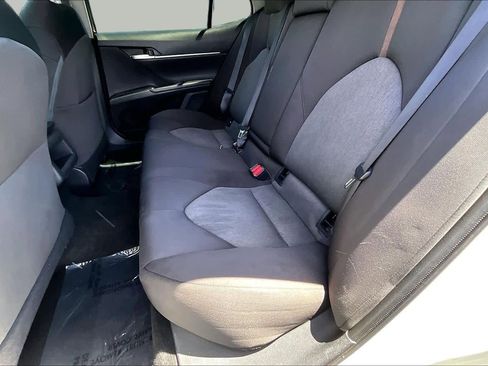 Used 2018 Toyota Camry LE FWD image 20