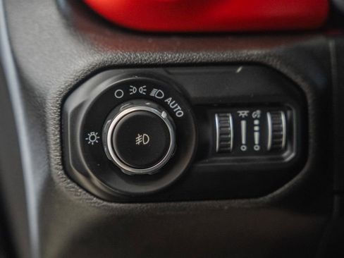 Used 2019 Jeep Wrangler Unlimited Rubicon AWD/4WD image 41