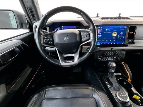 Used 2021 Ford Bronco Badlands AWD/4WD image 6