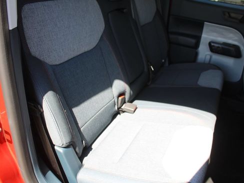 Used 2024 Ford Maverick XLT FWD image 7