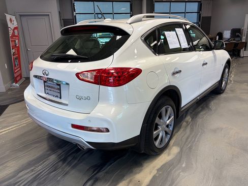 Used 2017 INFINITI QX50 AWD w/ Premium Plus Package image 32