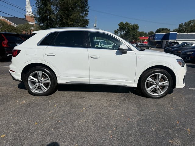 Used 2023 Audi Q3 2.0T Premium Plus w/ Premium Plus Package AWD/4WD image 6