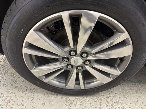 Used 2021 Cadillac XT6 Premium Luxury AWD/4WD image 35