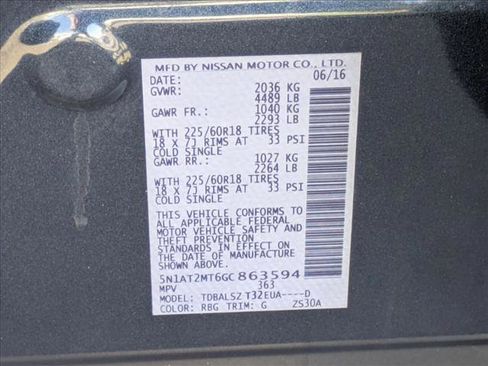 Used 2016 Nissan Rogue SL w/ SL Premium Package image 25