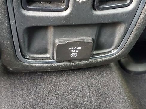 Used 2021 Jeep Grand Cherokee Altitude AWD/4WD image 12