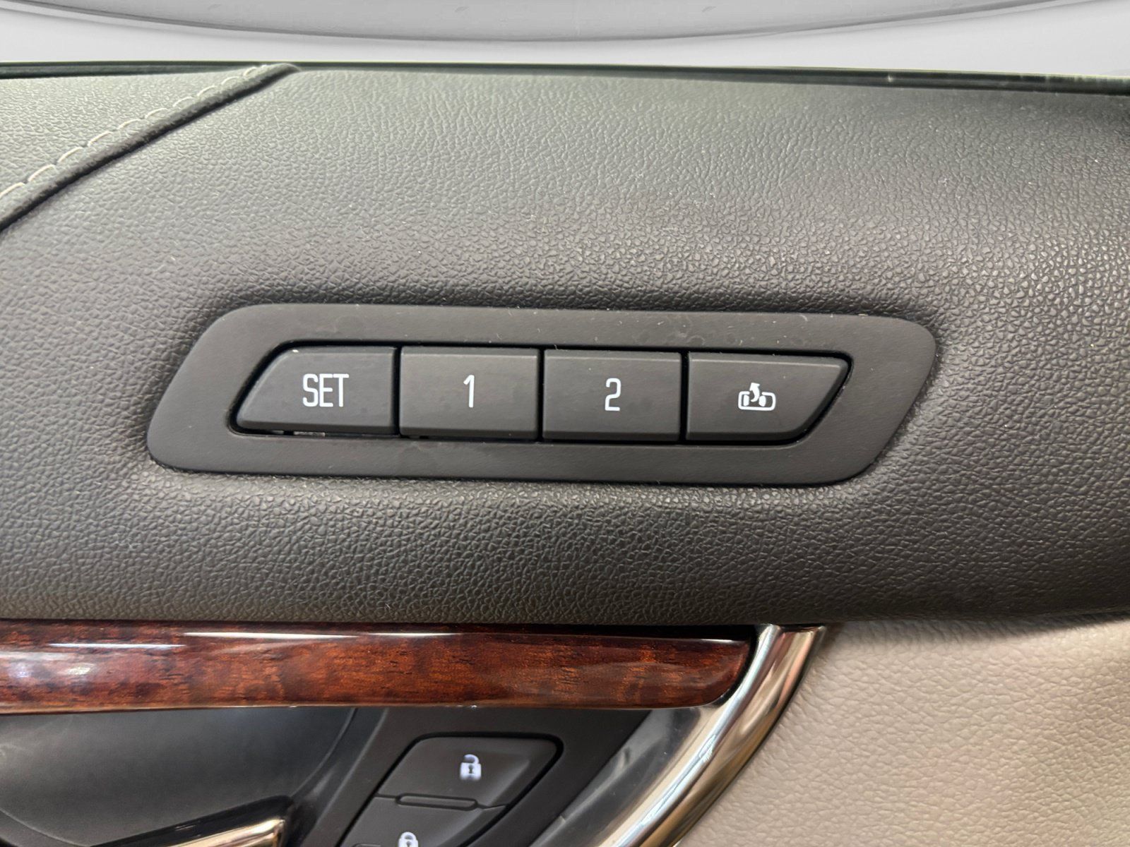 Used 2015 Cadillac ATS Luxury w/ Sun And Sound Package AWD/4WD image 22