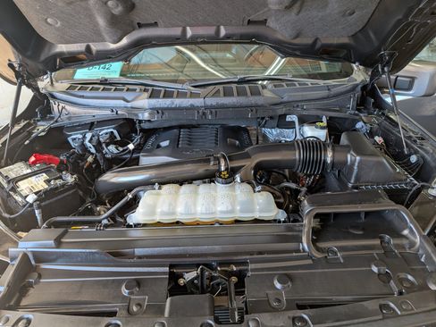 Used 2022 Ford F150 Lariat w/ Equipment Group 502A High image 4