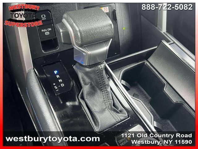 Used 2023 Toyota Sequoia Platinum AWD/4WD image 32