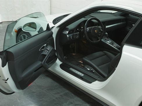 Used 2013 Porsche 911 Carrera 4S AWD/4WD image 43