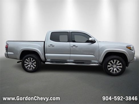 Used 2023 Toyota Tacoma Limited image 7