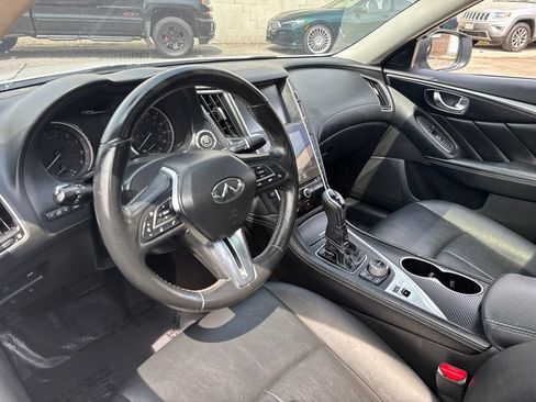 Used 2018 INFINITI Q50 Luxe RWD image 22