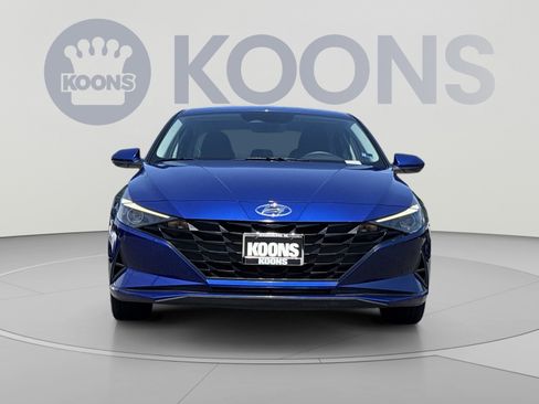 Certified 2023 Hyundai Elantra SEL w/ Cargo Package FWD image 11