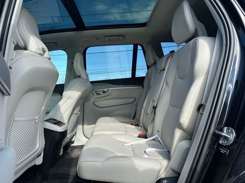 Used 2023 Volvo XC90 B5 Plus w/ Protection Package Premier image 15
