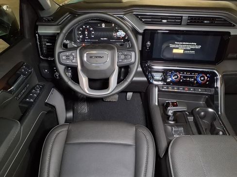 New 2026 GMC Sierra 1500 Denali w/ Technology Package AWD/4WD image 14