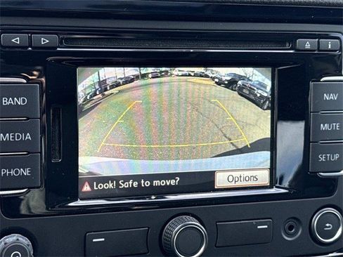 Used 2015 Volkswagen Jetta GLI SEL image 21