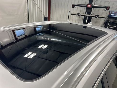 Used 2020 Volvo XC60 T6 Momentum image 9