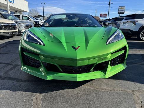 New 2026 Chevrolet Corvette E-Ray image 16