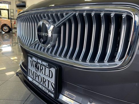 Used 2023 Volvo S90 B6 Ultimate w/ Protection Package Premier image 11