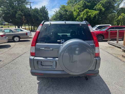 Used 2005 Honda CR-V SE image 4