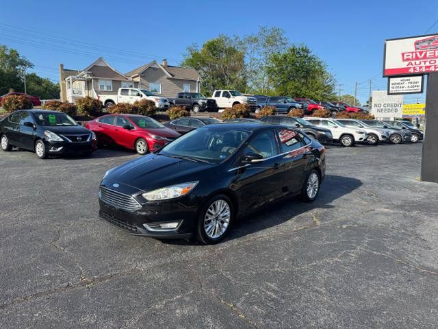 Used 2015 Ford Focus Titanium FWD image 7
