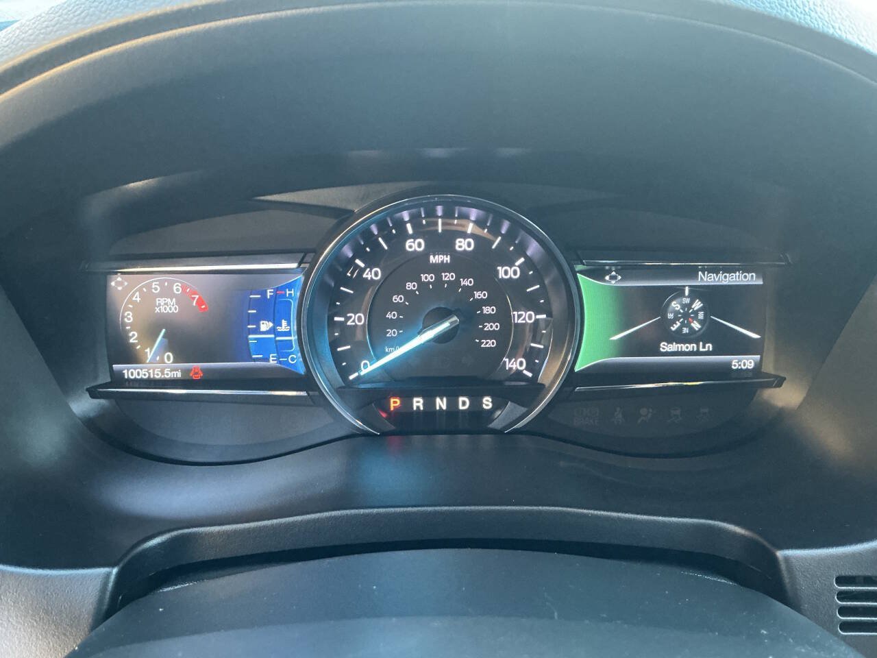 Used 2019 Ford Explorer XLT w/ Equipment Group 202A AWD/4WD image 17