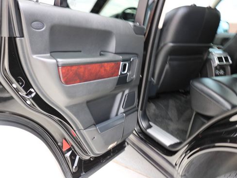 Used 2011 Land Rover Range Rover HSE AWD/4WD image 26