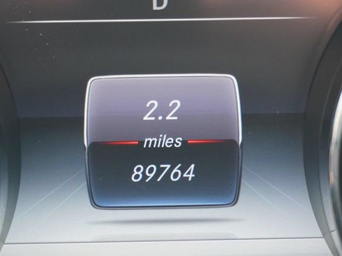 Used 2017 Mercedes-Benz E 300 image 30