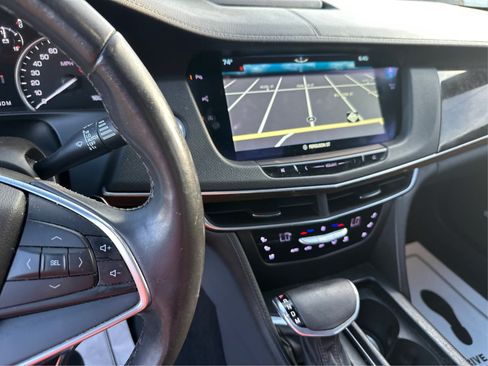 Used 2018 Cadillac CT6 Luxury AWD/4WD image 23