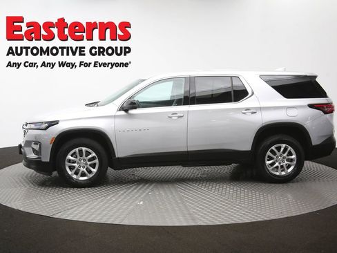 Used 2022 Chevrolet Traverse LS AWD/4WD image 59